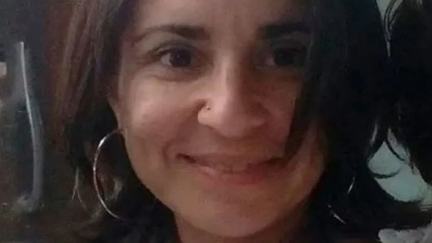 Madre intentó embestir a su hija y un adolescente de 14 años quiso sustraerle el arma reglamentaria