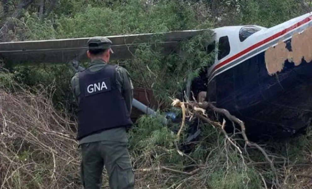 Madrugada violenta: la golpeó, amenazó y le destrozó la casa