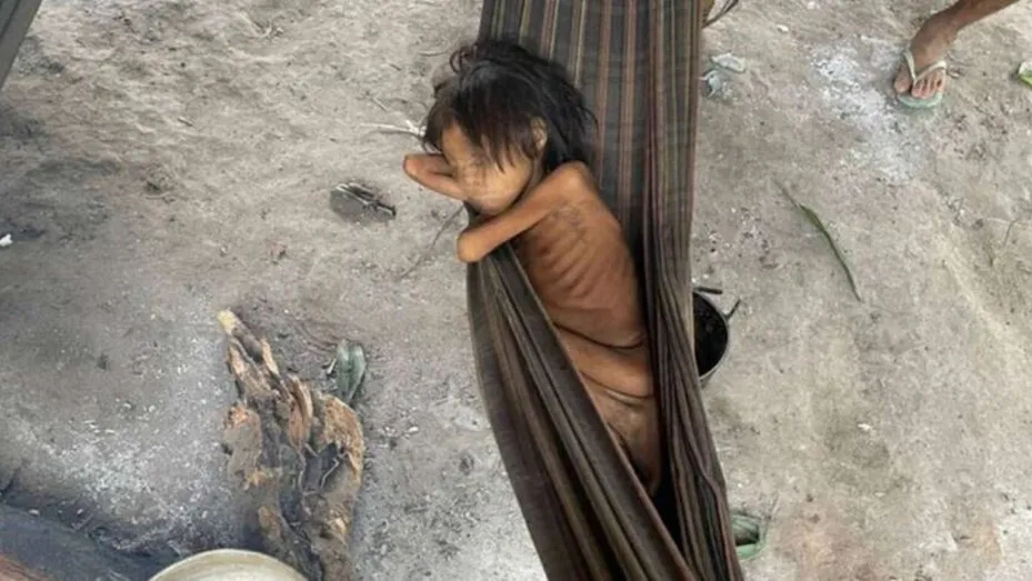 Mae umbanda violó a una joven frente a su hijito de 5 años