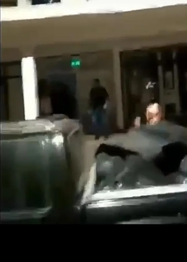 Malestar generalizado por falta de rampas en escuelas