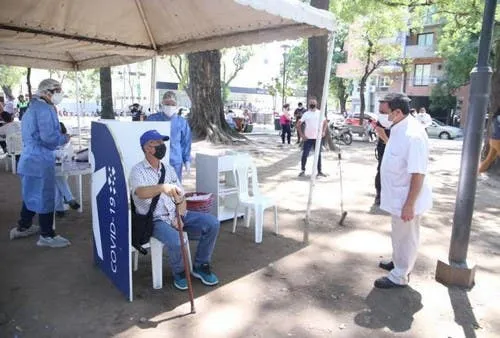 Mandó un mensaje de texto al viejo teléfono de su hermana fallecida y recibió una despiadada respuesta