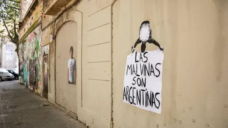 Manuel Adorni y Betina Angeletti gastaron más de $18 millones antes de la renuncia