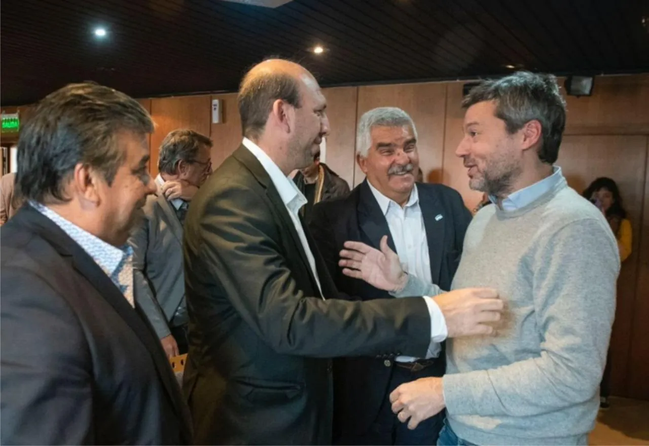 Marcos Di Palma se quejó de los sueldos “paupérrimos” de la política: “Un camionero mío gana más