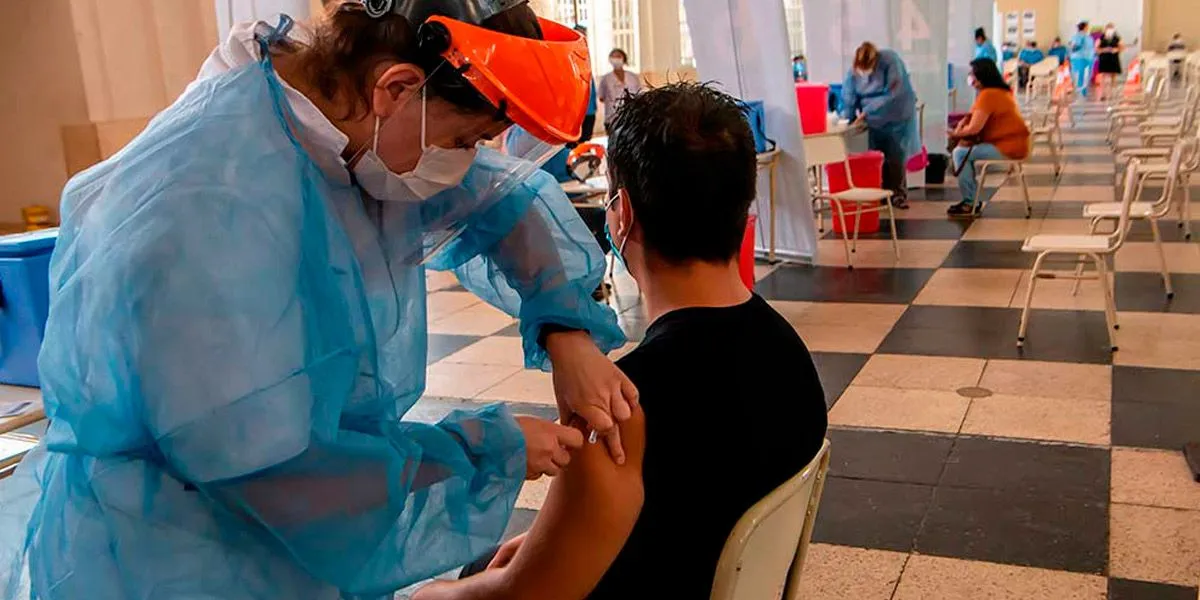Más de 20.000 casos y 614 muertes se registraron este viernes