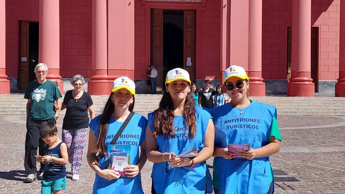 Más de 20 mil personas visitaron la Feria Artesanal Manos Catamarqueñas