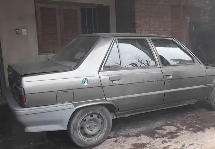 Mataron a botellazos a un hombre en una pelea callejera