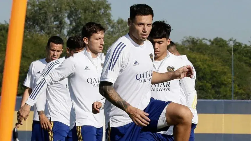 Mauro Zárate gana terreno para ser titular en Boca