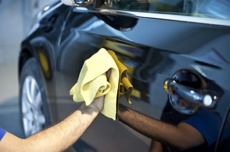 “Me tiraron piedrazos y me quemaron el auto”: la bronca de un trabajador que sufrió un ataque de los piqueteros