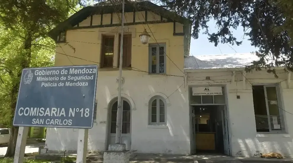 Mujer lesionada en un siniestro vial