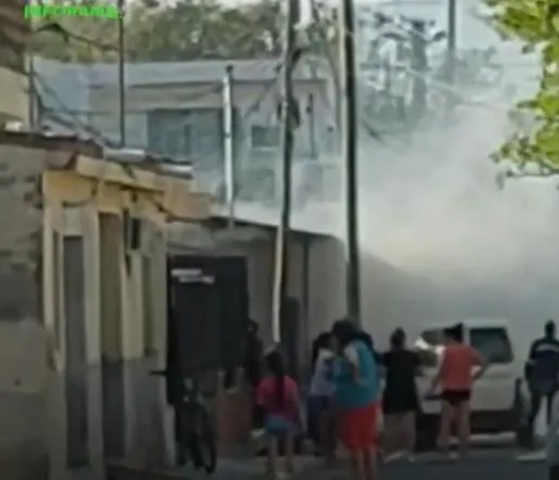 Mujer policía mató a sus dos hijos, dejó dos cartas y huyó al dique