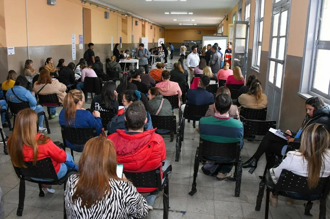 Murió una trapecista en pleno show: cayó de 9 metros de altura porque su esposo no llegó a atraparla