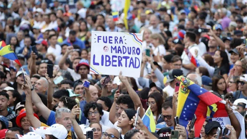 Musk acepta pelear con Maduro: "Si gano yo, él dimite; si gana él, le invito a un viaje gratis a Marte"