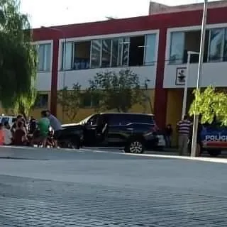 Nazarena Vélez muy angustiada pide dinero para la novia de su hijo