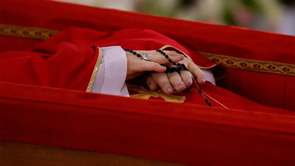 Netflix tiene un emotivo documental donde el Papa Francisco habla de todo