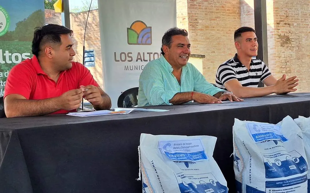 Nueva Directora y Maestra Secretaria