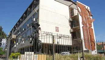 Ómicron: el Ministerio de Salud confirmó un caso en Córdoba e investiga un posible brote