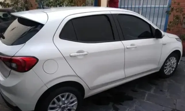 Otro ticket con un repudiable mensaje: fueron a cenar y recibieron un aberrante insulto homofóbico