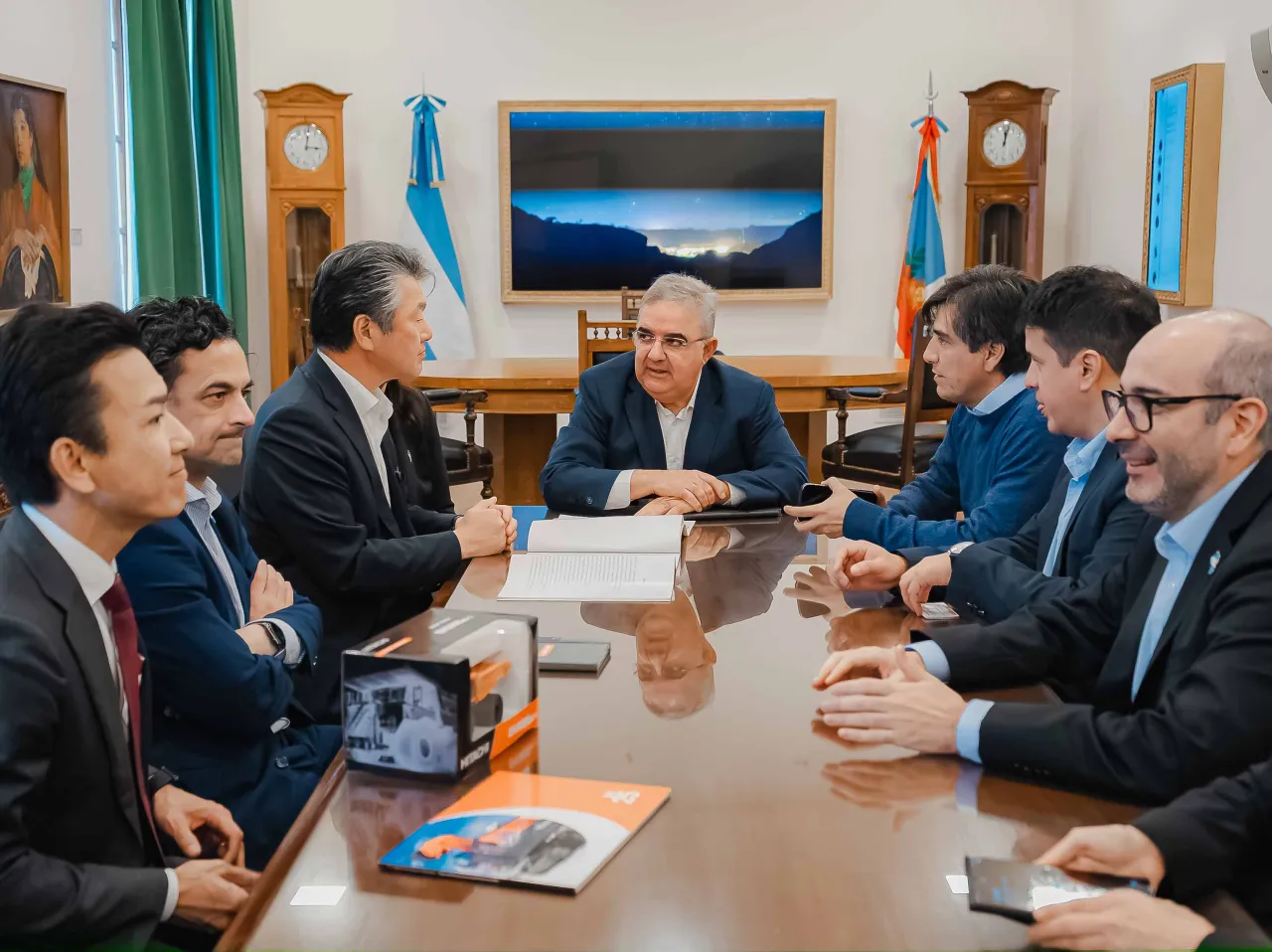 Padres tomaron una escuela