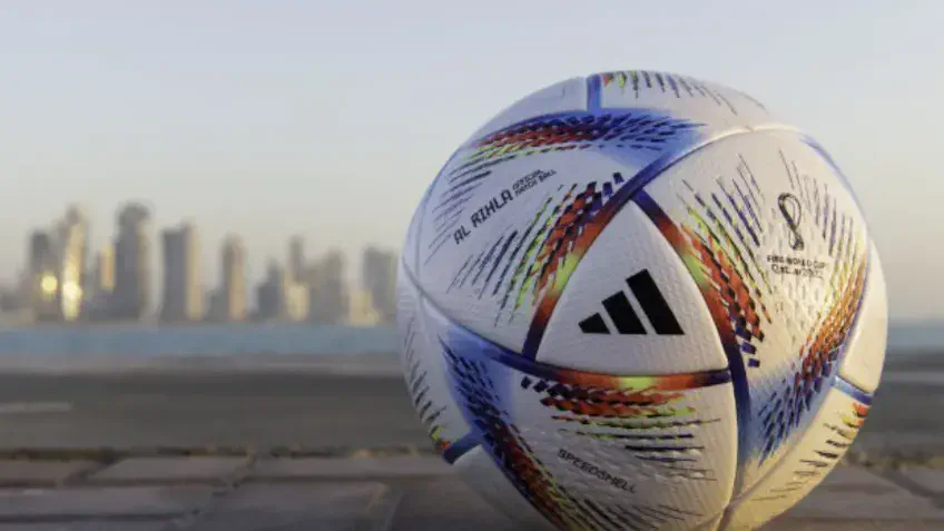 Para qué sirve el chip que llevará en su interior la pelota oficial de Qatar 2022