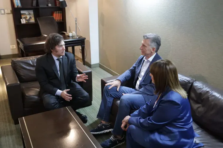 Pastel de papas con albóndigas