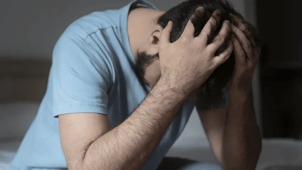 Pensaron que evitaban un robo por un grupo de WhatsApp, llamaron a la policía y destaparon una infidelidad