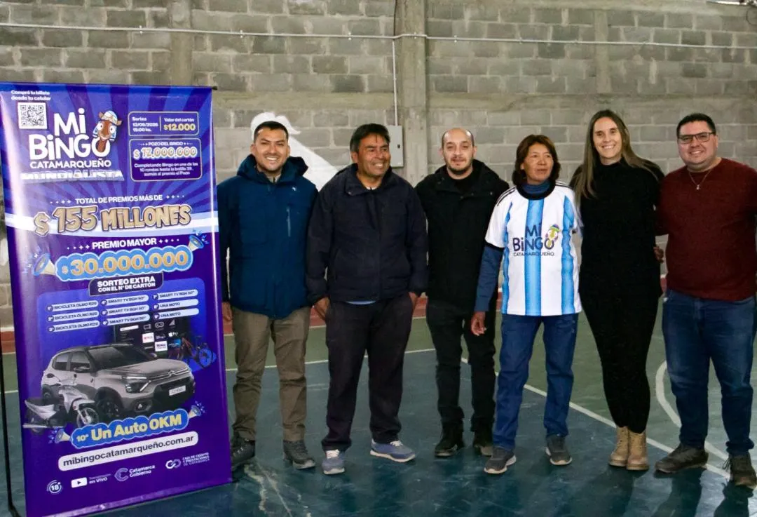 Personal policial secuestró una moto y arrestó a dos jóvenes en la Paz