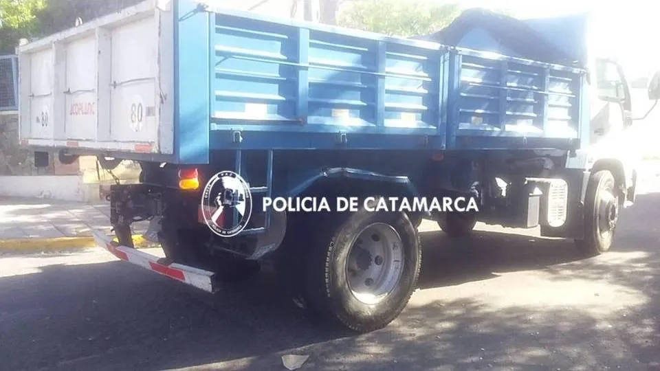 Pidió ayuda por Facebook a una mujer, le robó sus datos y consiguió un crédito por un millón de pesos