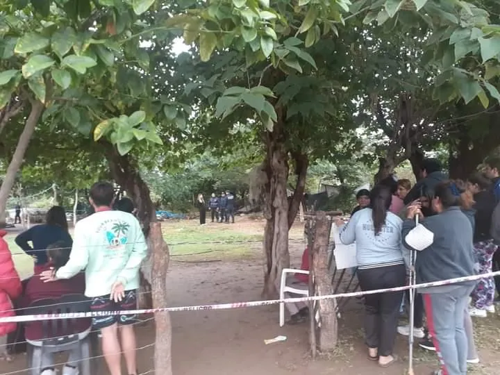 Plaza La Alameda: Chocó de atrás a un auto estacionado