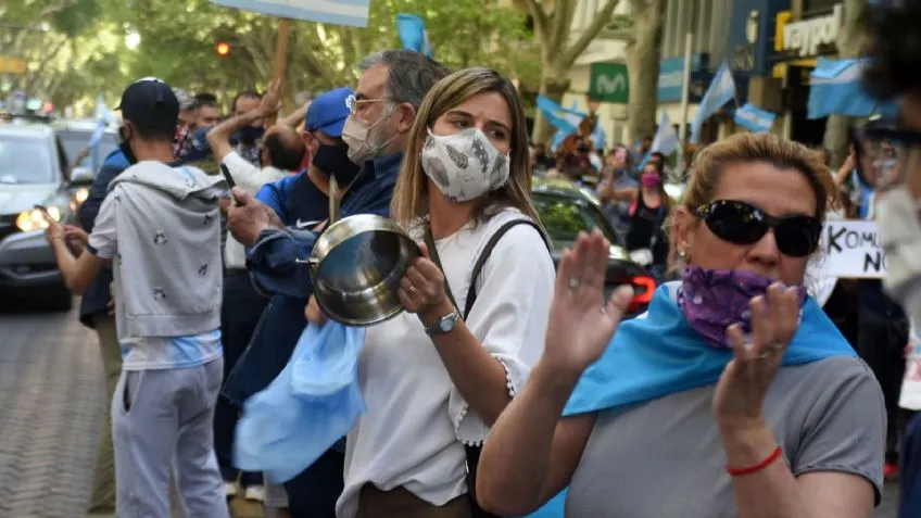 Polémica tras restituirle la matrícula a ginecólogo condenado por impedir un aborto a una joven violada