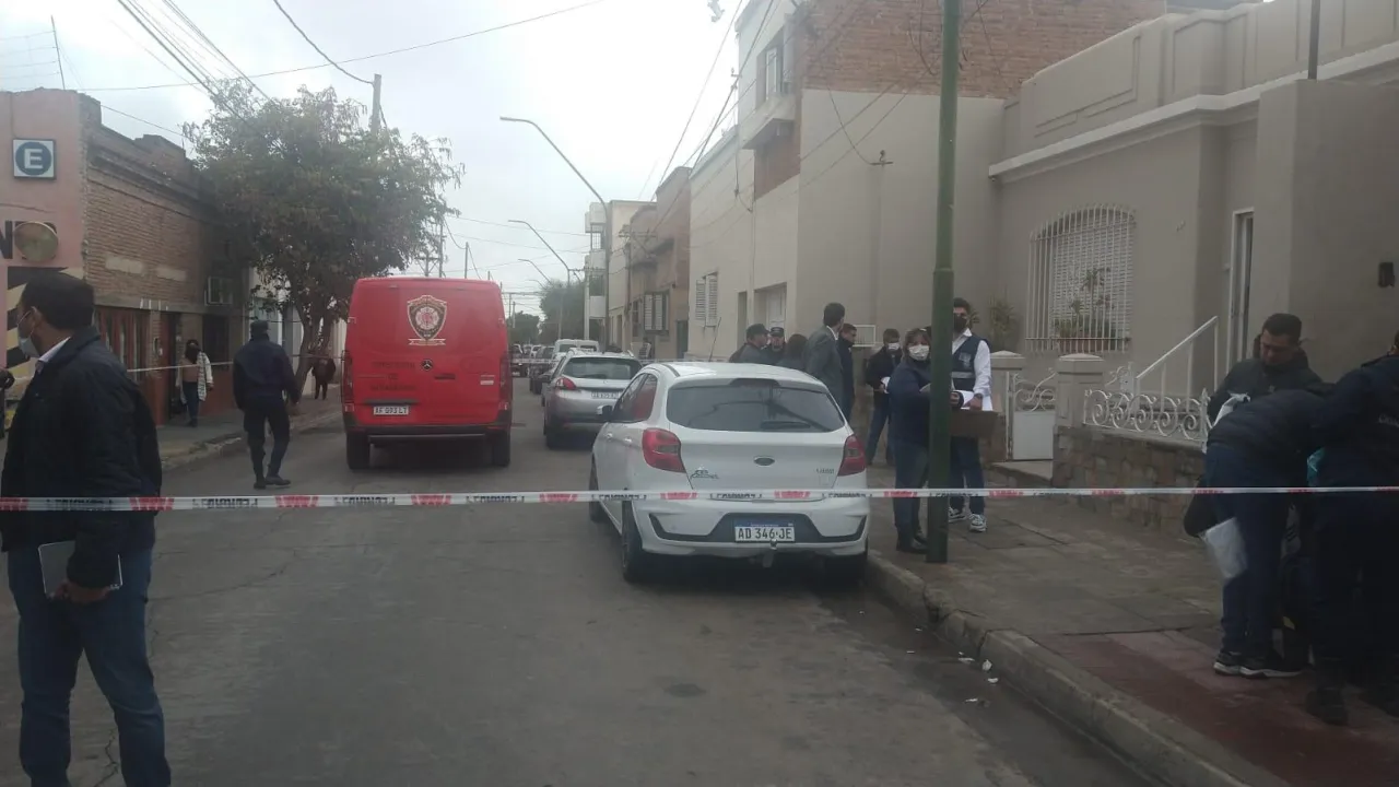Policía raptó y golpeó a una joven
