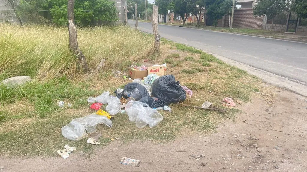 Policías asistieron a una adolescente que intentaba quitarse la vida