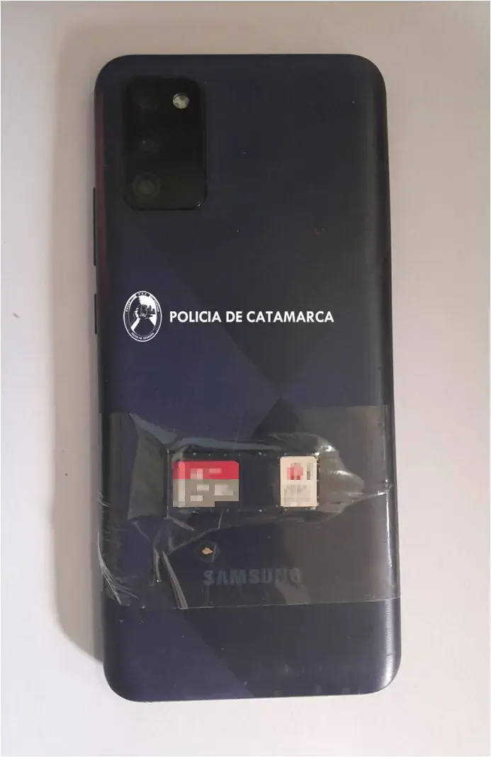 Policías secuestraron un teléfono celular relacionado a una causa de estafa a través de billetera virtual