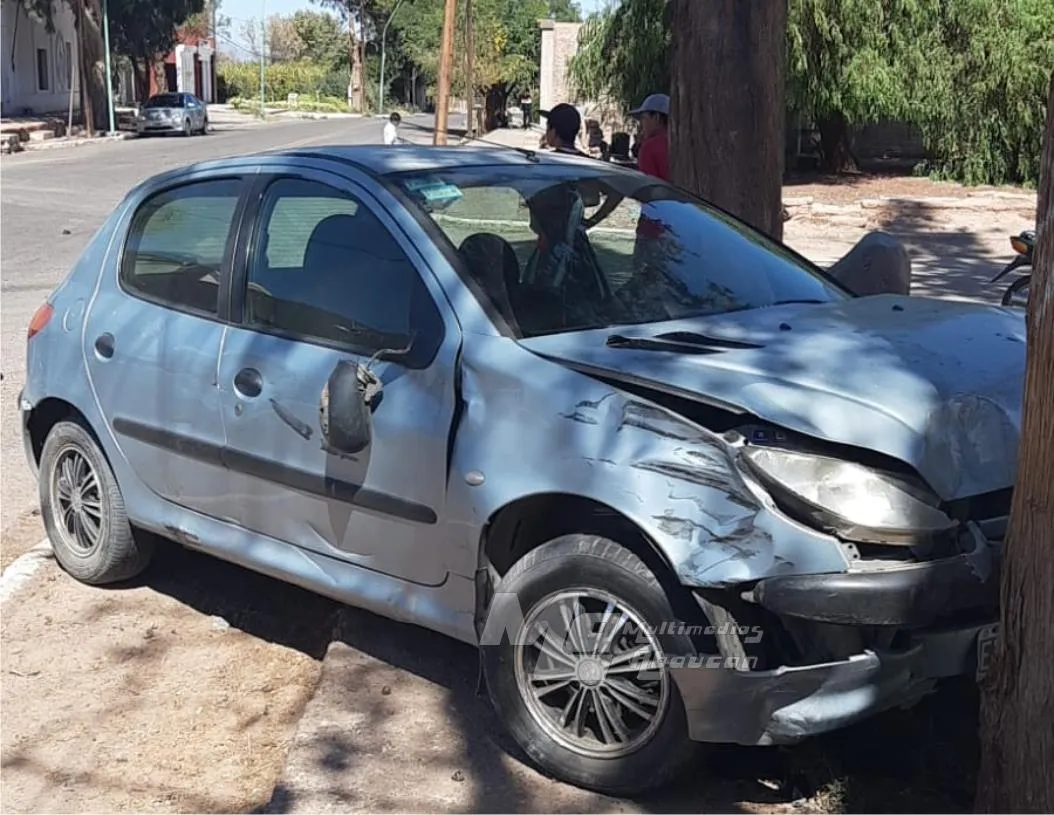 Policías sofocaron un incendio en el Club Atlético Policial
