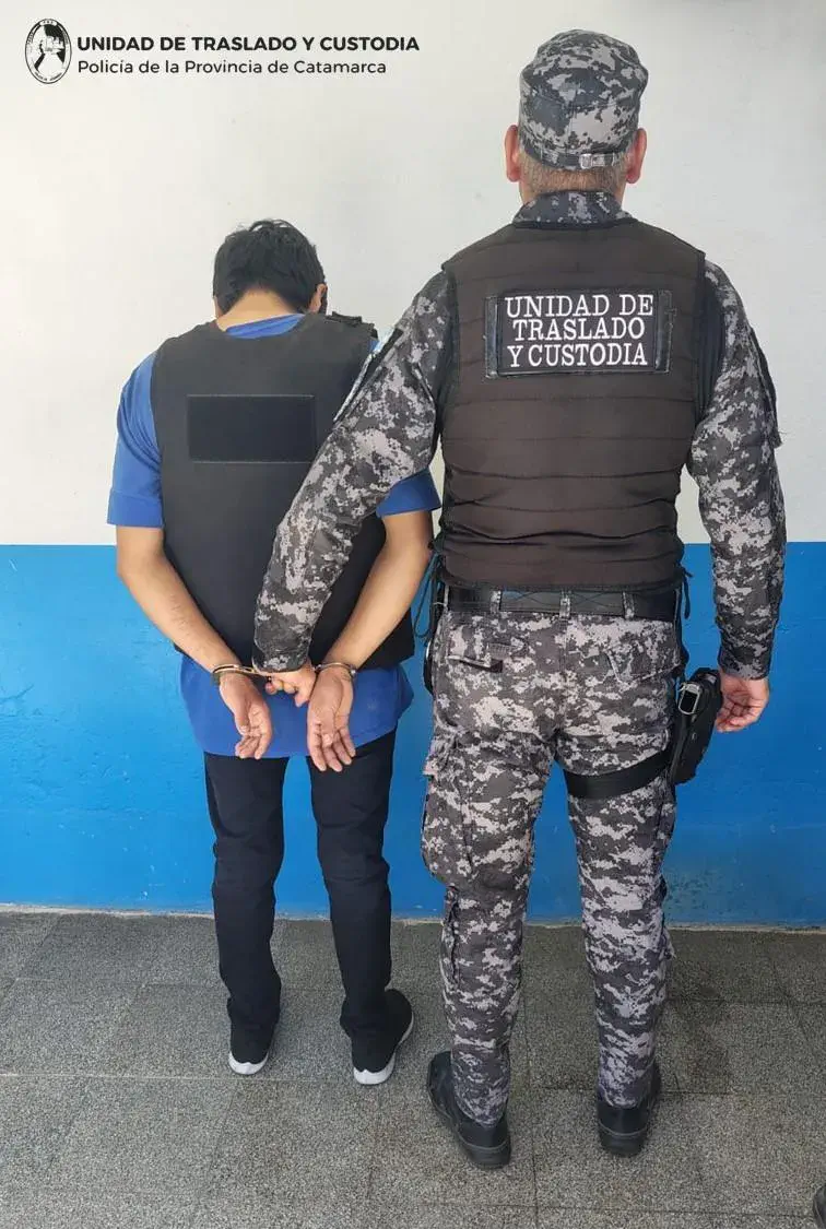 Policías trasladaron al Servicio Penitenciario Provincial a un sujeto detenido por abuso sexual