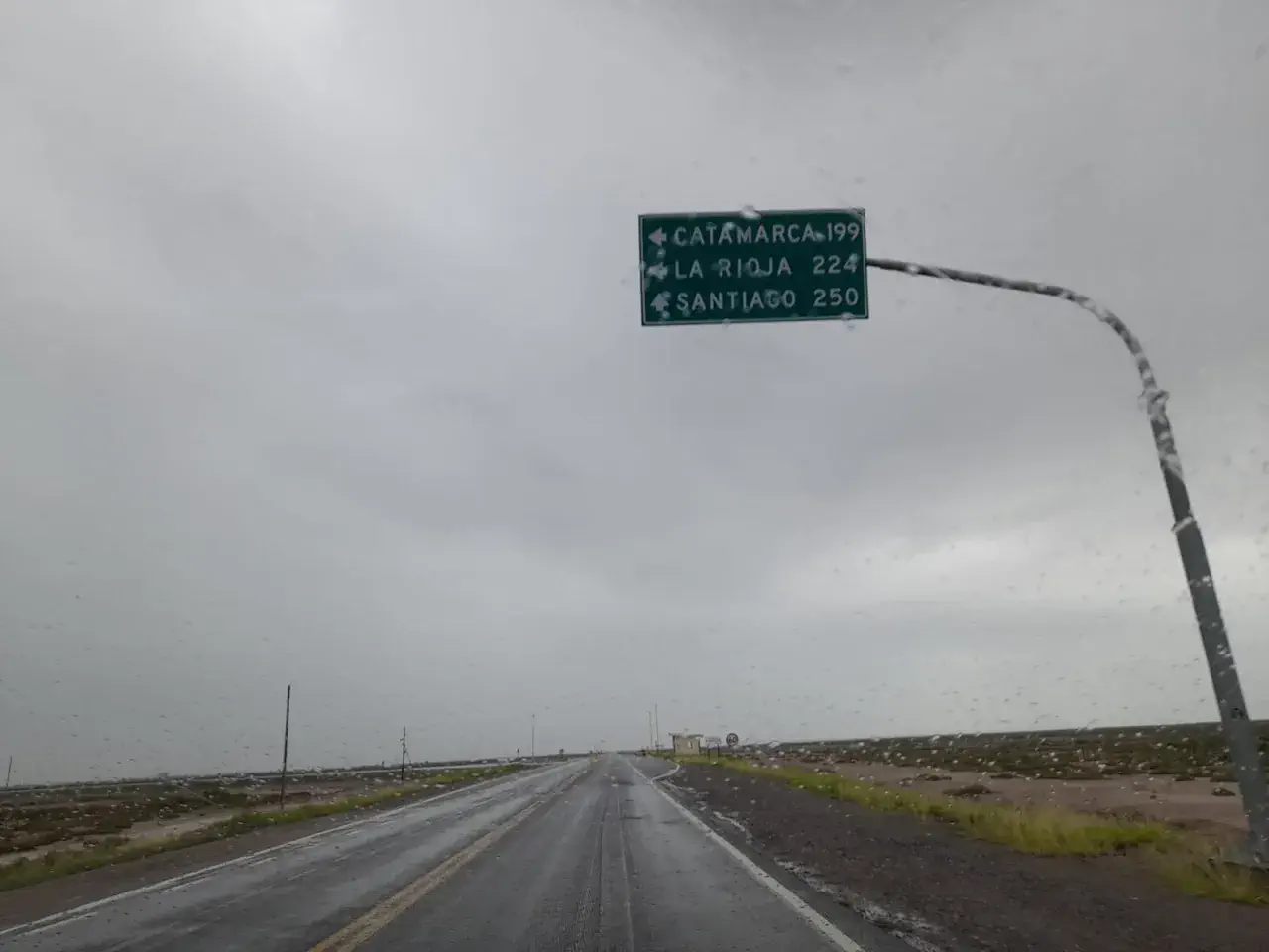 Por lluvias transitar con precaución