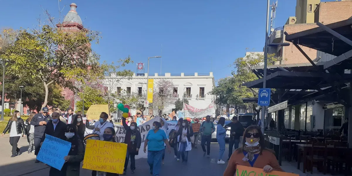 Por qué dos de los cinco gremios de la Intersindical no acordaron con el Gobierno