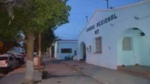 Por qué hay que lavar todos los días las botellas de agua reutilizables