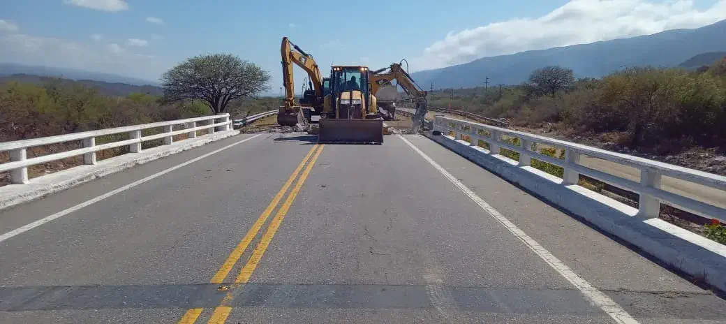 Por trabajos en calzada, transitar con precaución en RN 38