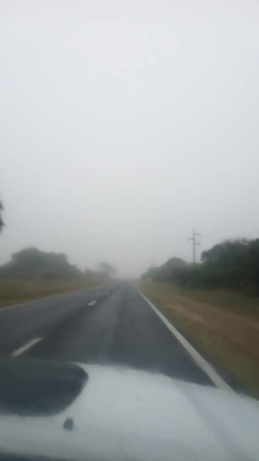 Por visibilidad reducida, transitar con precaución