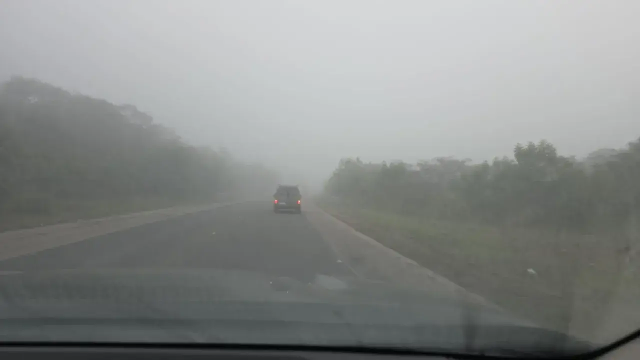 Por visibilidad reducida, transitar con precaución por Cuesta del Totoral