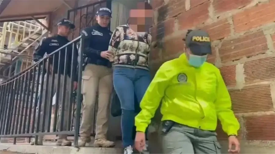 Preocupación en sanatorio céntrico: una persona quedó atrapado en el ascensor