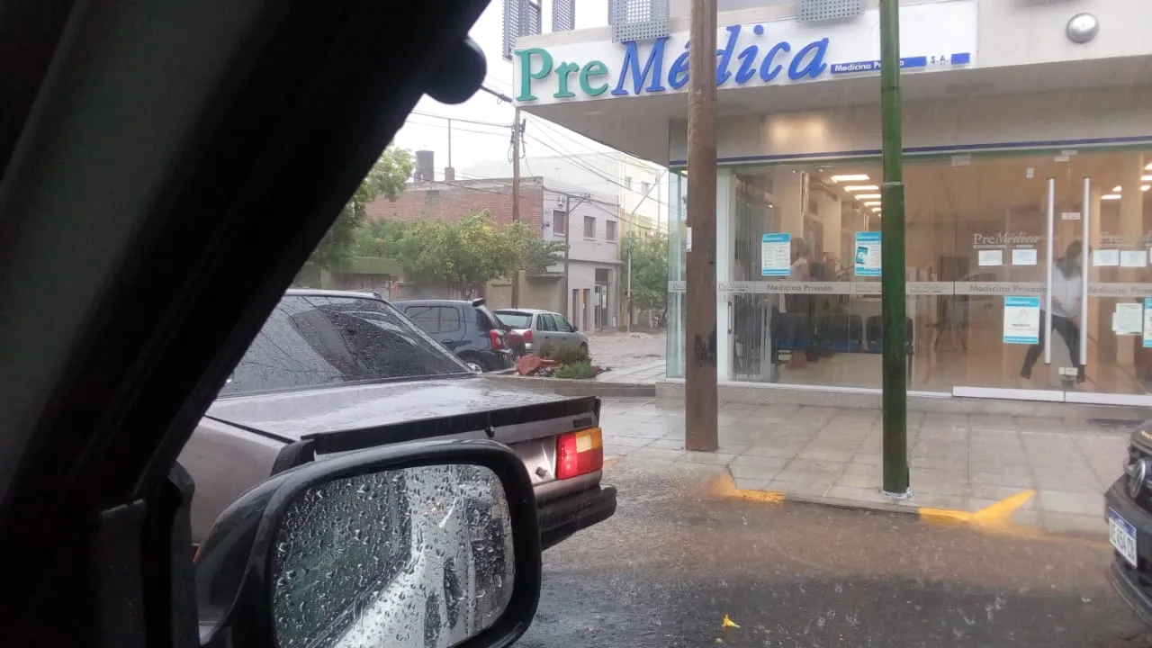Problemas con el agua potable en varios barrios
