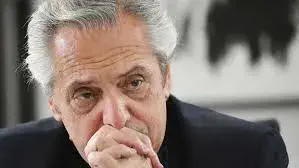Procesaron a Alberto Fernández en el caso de los seguros por “negociaciones incompatibles” con su cargo de Presidente
