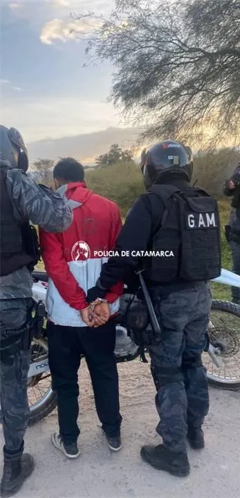 Puso a prueba a cuatro taxistas para que lo llevaran “gratis” al hospital y recompensó al “más bondadoso”