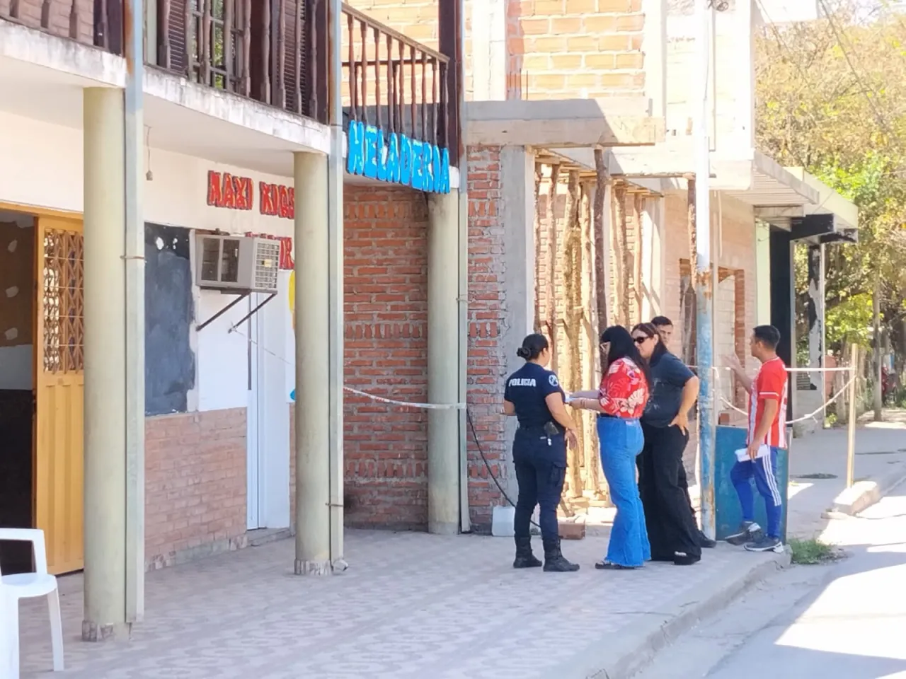 Qué provoca despertarse de golpe durante la noche