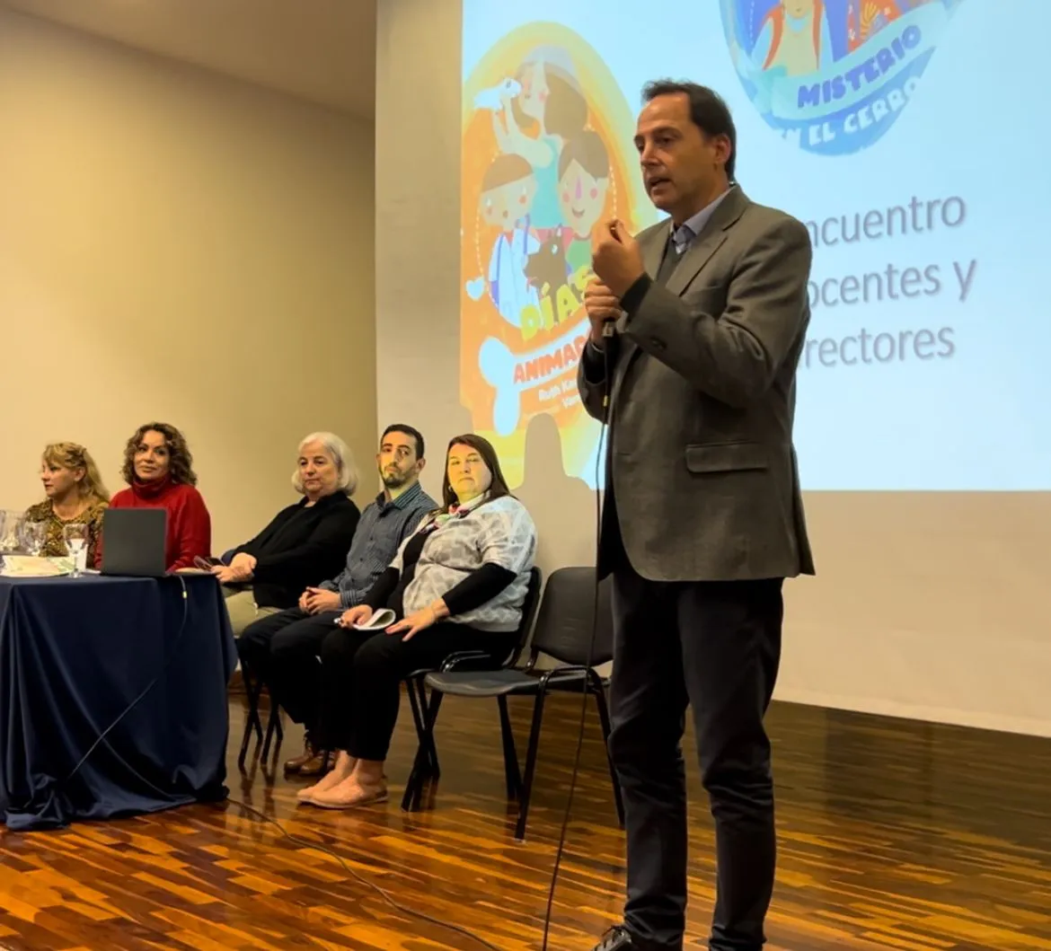 Quién es Naty Franzoni, la divulgadora del método tapping que propone cambiar la forma de vivir