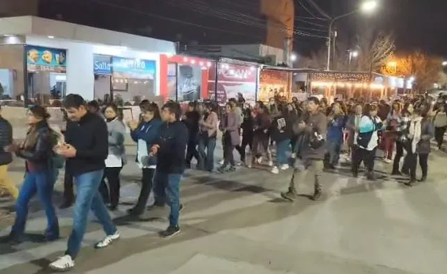 Quiénes cobran este lunes 26 de Mayo