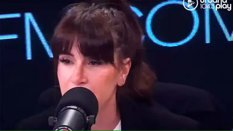 "Quieren apedrearme, me tiran un balde de m..", dijo Florencia Peña