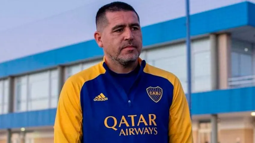 Quiso un cambio de look, se tiño el pelo y terminó con la cabeza ardiendo