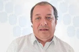 Raúl Barot encabezó una caminata por los barrios de Manantiales